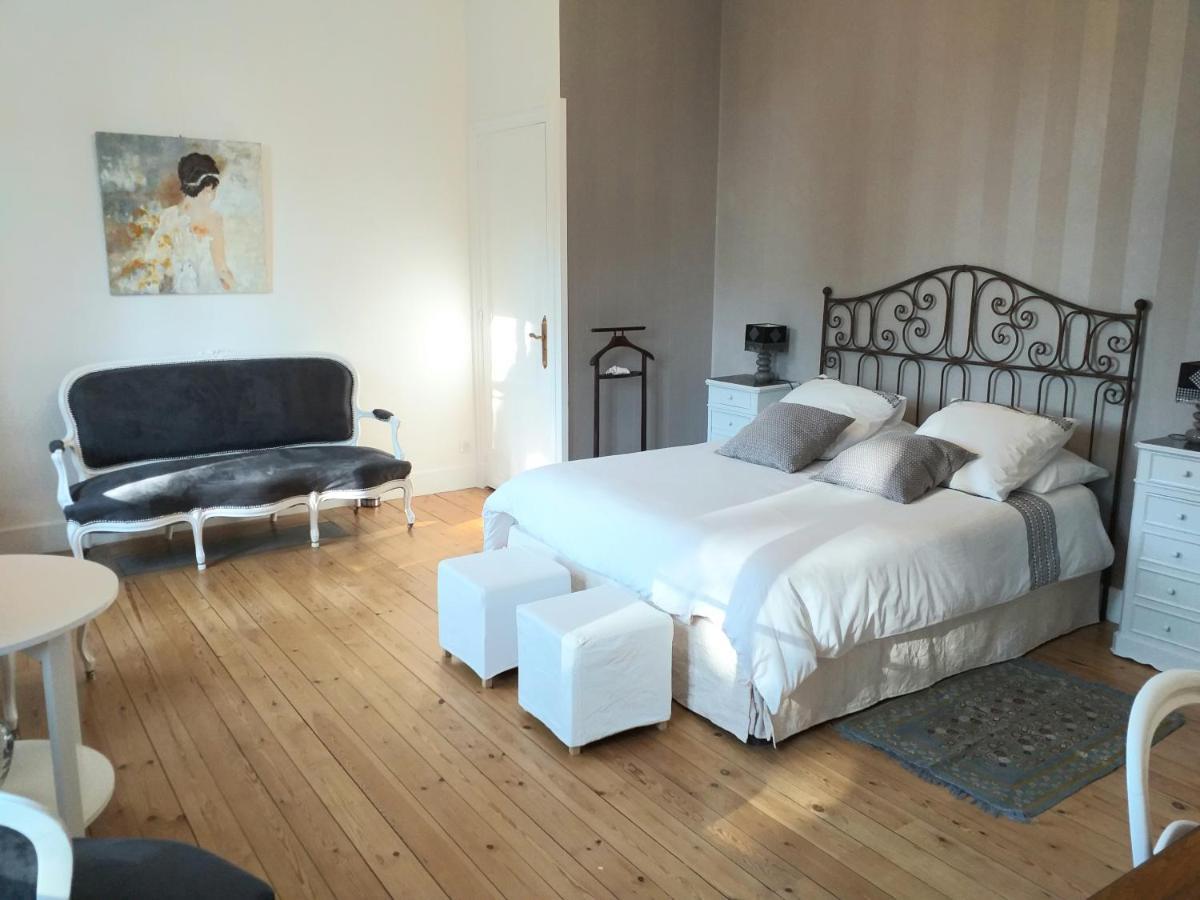Domaine Berenguer Bed & Breakfast Ouches ภายนอก รูปภาพ